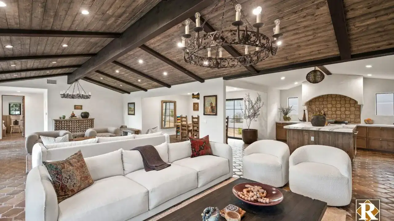 Hacienda Spanish Style Interior: Rustic Charm Meets Timeless Elegance